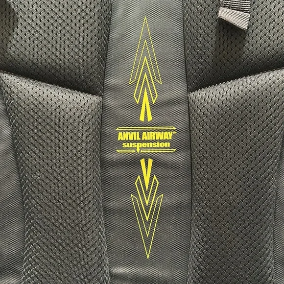 Mountainsmith Parallax Camera Backpack - Picture 8 of 9